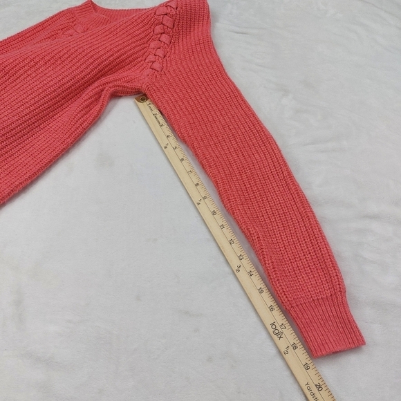 SO WOMENS BRIGHT PINK BRAIDED KNIT LONG SLEEVE 100% ACRYLIC SWEATER SIZE LARGE - Picture 5 of 7